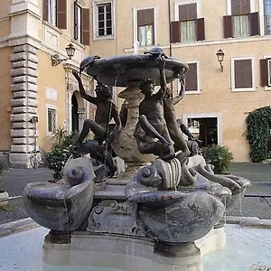 https://casa-funari.it-romehotels.com